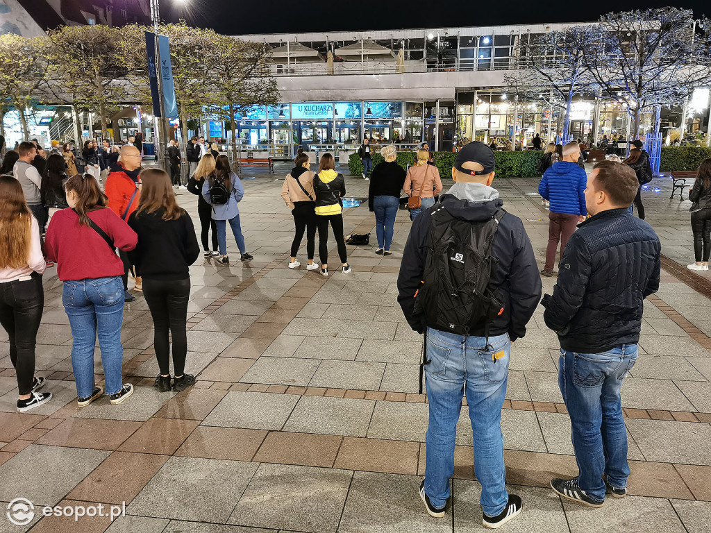 Sopot rozpoczął weekend: tłumy gości w ogródkach [FOTO]