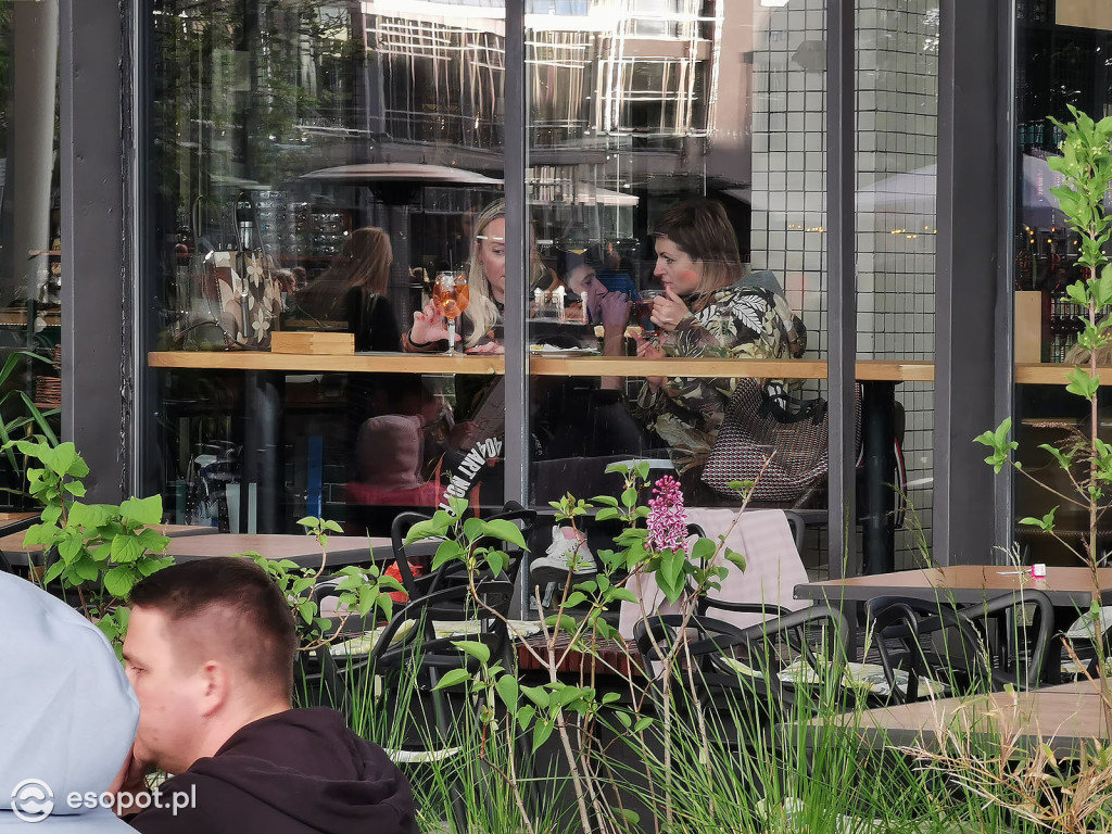 Sopockie restauracje i bary otworzyły się dla gości! Chętnych nie brakowało [FOTO]