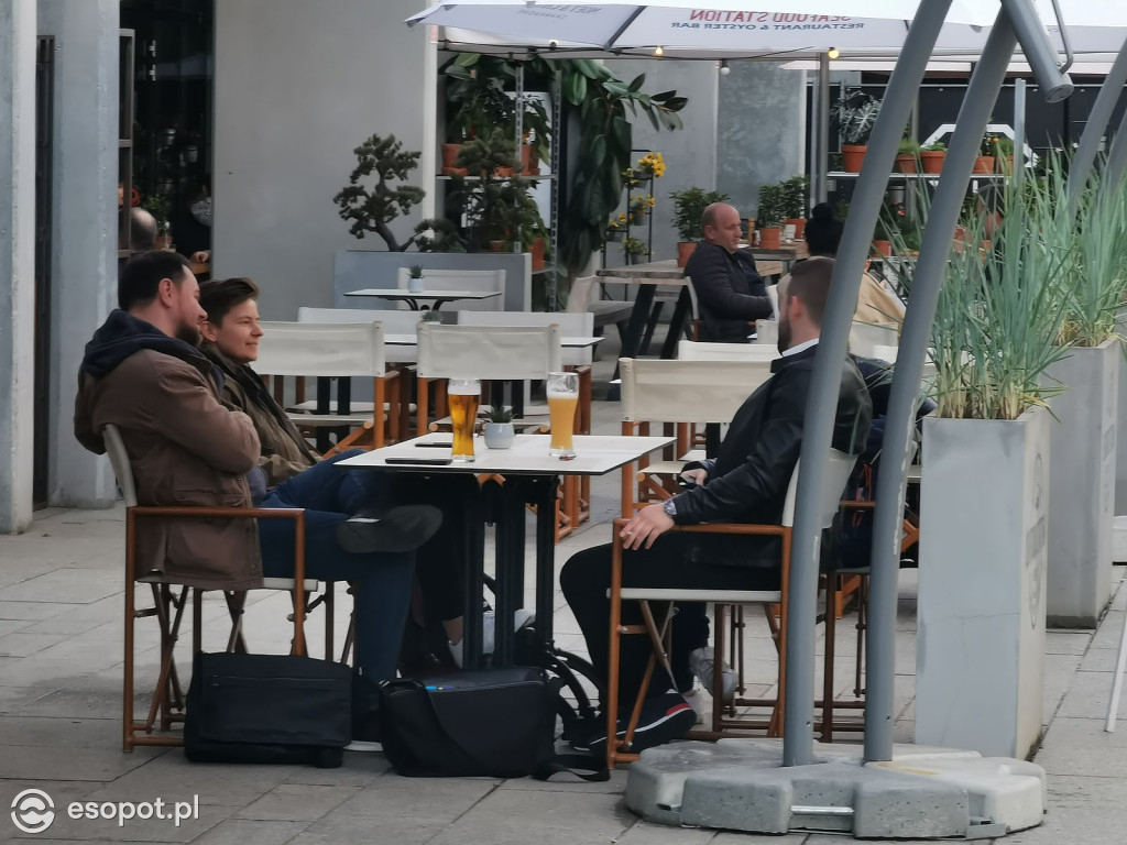 Sopockie restauracje i bary otworzyły się dla gości! Chętnych nie brakowało [FOTO]