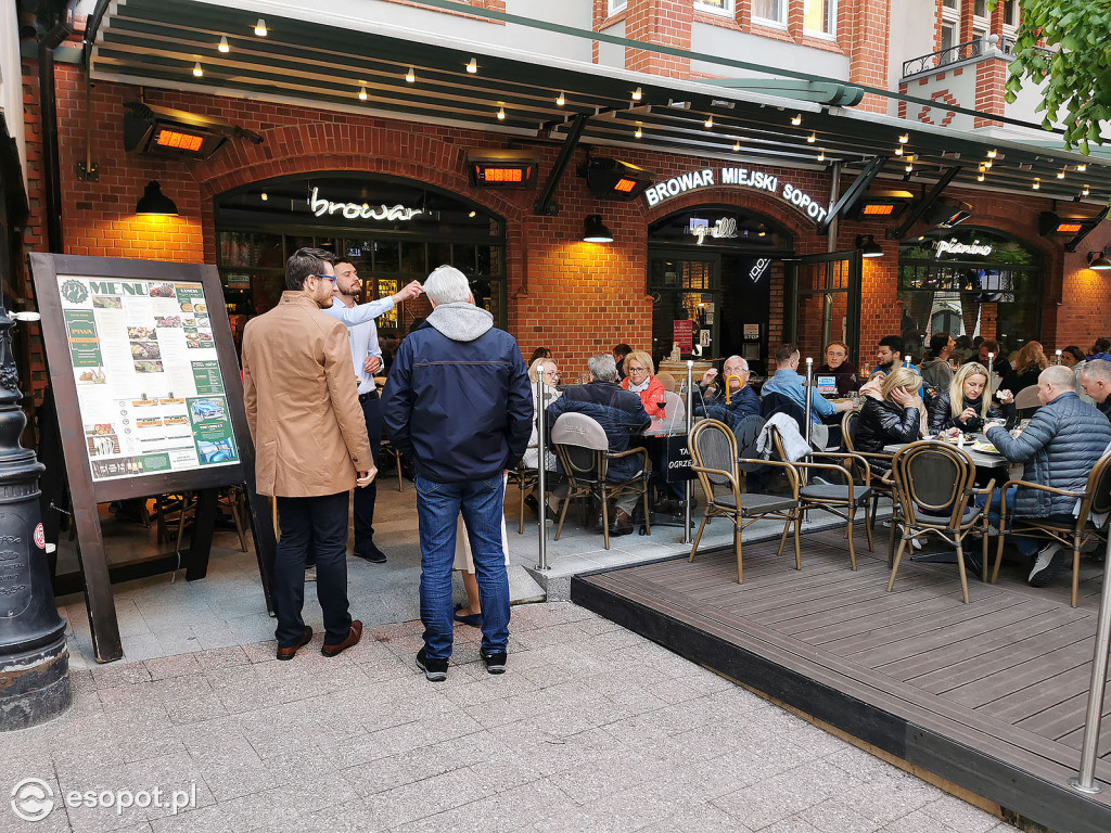Sopockie restauracje i bary otworzyły się dla gości! Chętnych nie brakowało [FOTO]