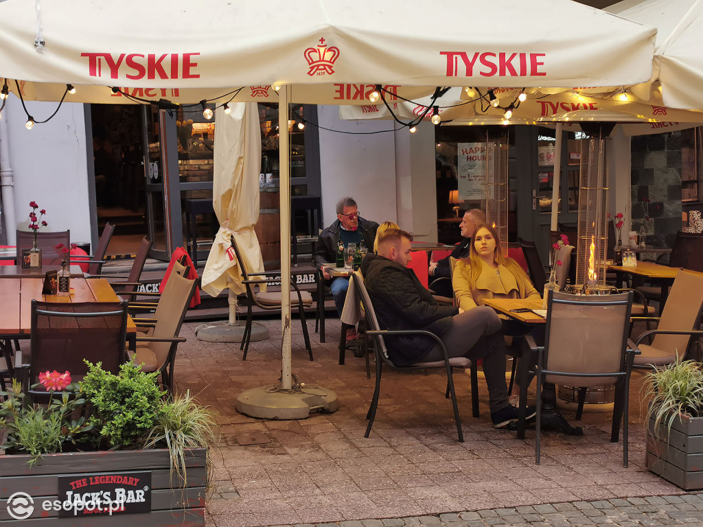Sopockie restauracje i bary otworzyły się dla gości! Chętnych nie brakowało [FOTO]