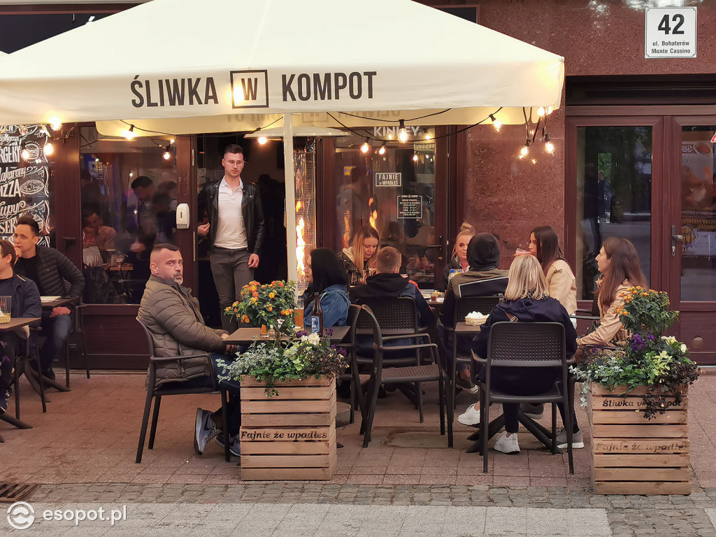 Sopockie restauracje i bary otworzyły się dla gości! Chętnych nie brakowało [FOTO]