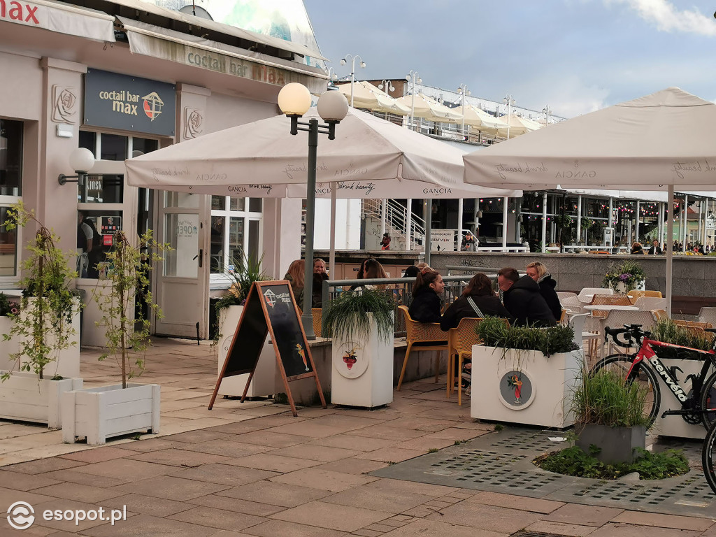 Sopockie restauracje i bary otworzyły się dla gości! Chętnych nie brakowało [FOTO]