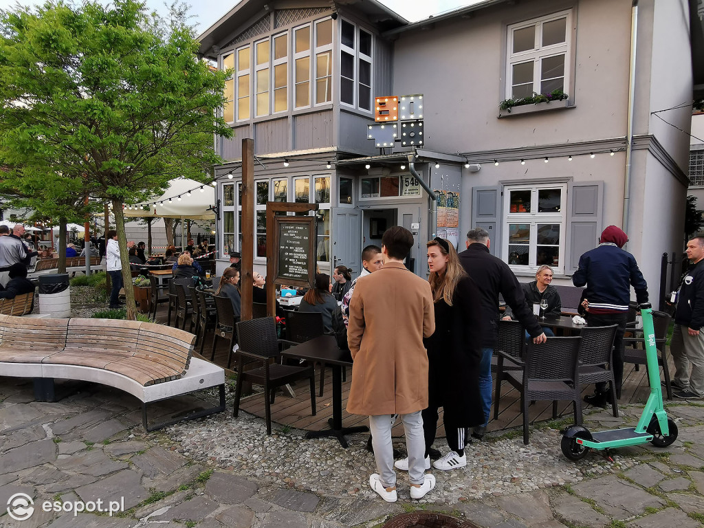 Sopockie restauracje i bary otworzyły się dla gości! Chętnych nie brakowało [FOTO]