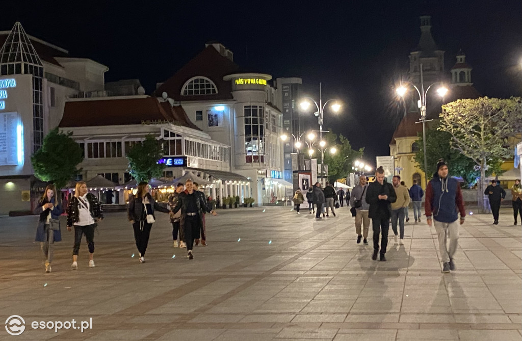 Sopot by night: imprezowe centrum tuż przed północą [FOTO]