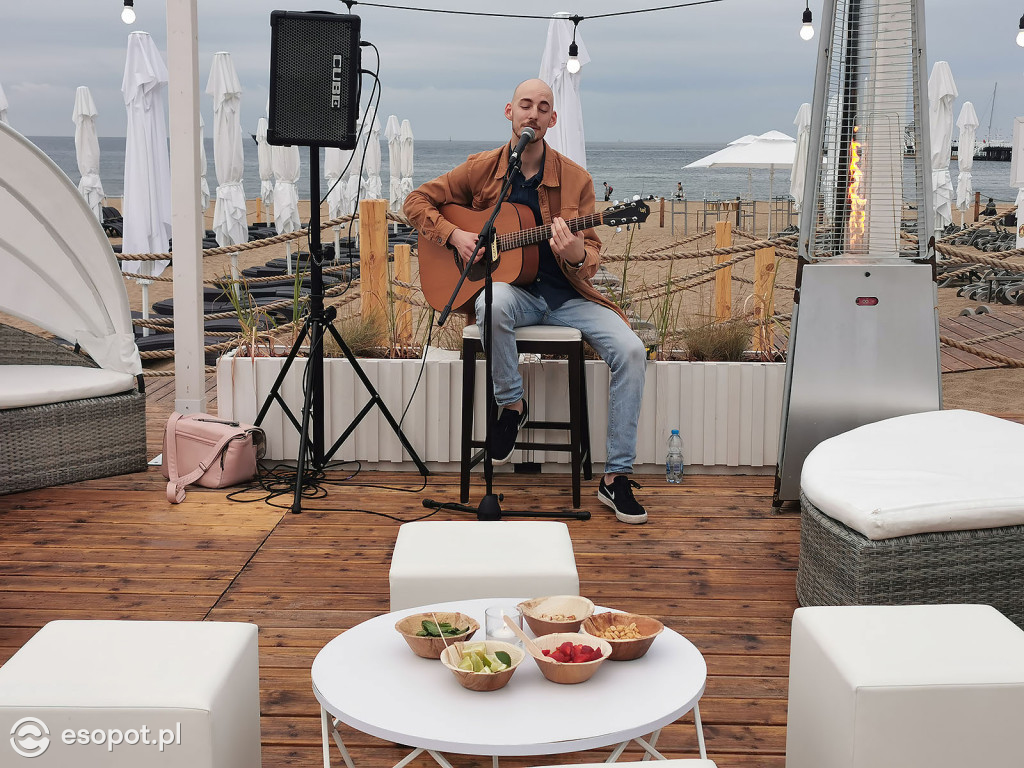 Sheraton Sopot rozpoczął oficjalnie sezon - otwarcie plaży i strefy Moet & Chandon