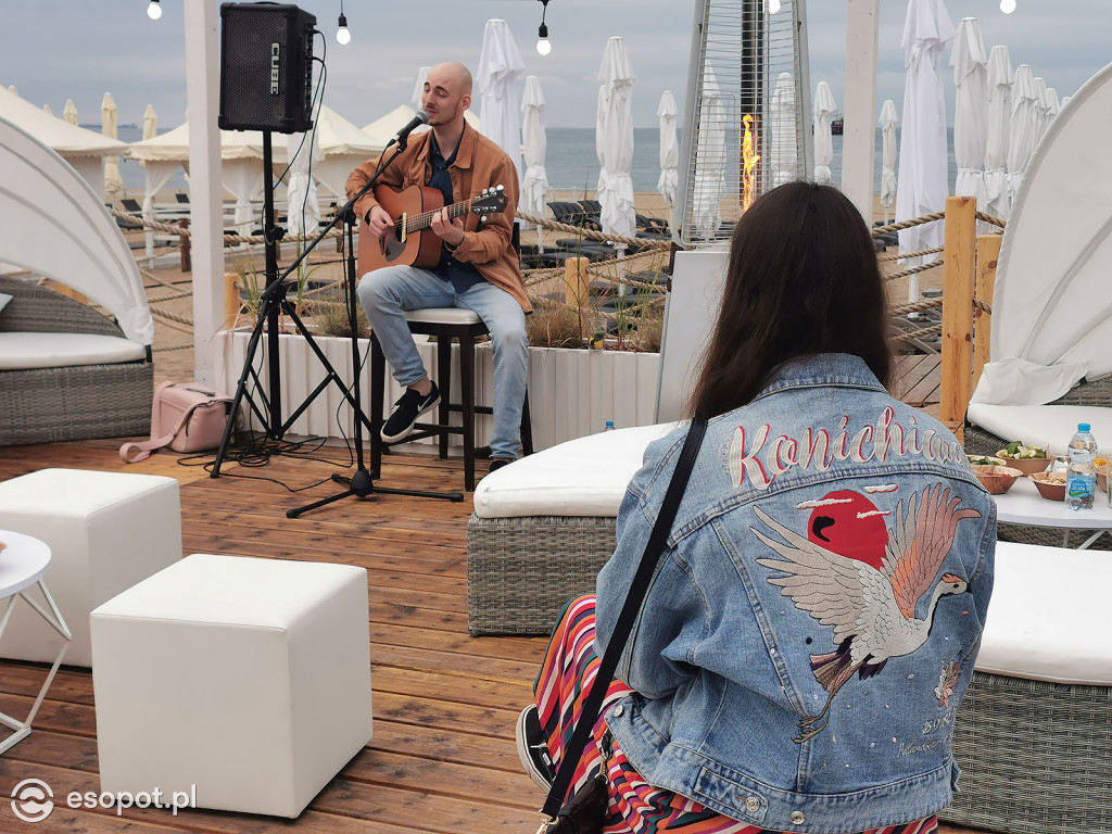 Sheraton Sopot rozpoczął oficjalnie sezon - otwarcie plaży i strefy Moet & Chandon