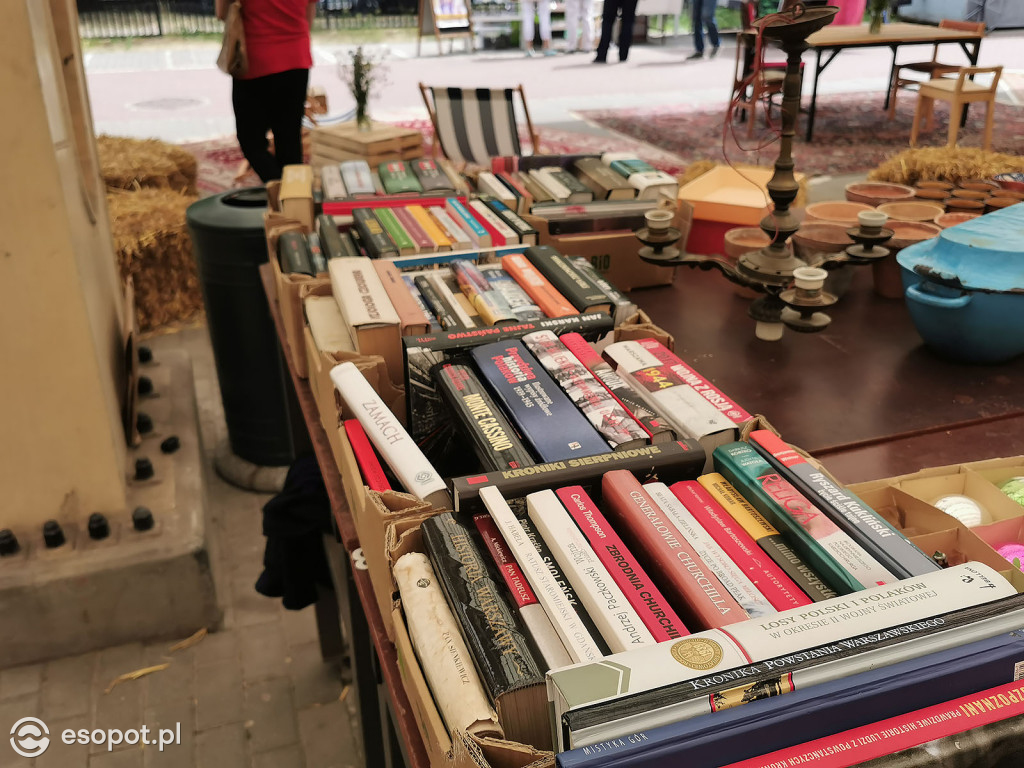 Wystartował Sopocki Pchli Targ! Biżuteria, zabawki, ubrania, pamiątki i 1001 drobiazgów [FOTO]