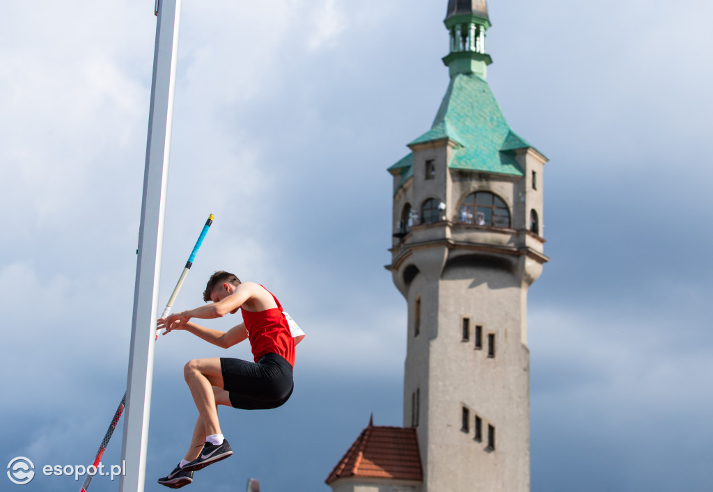 Najpiękniejszy konkurs świata! Tyczka na molo 2021 [FOTO]