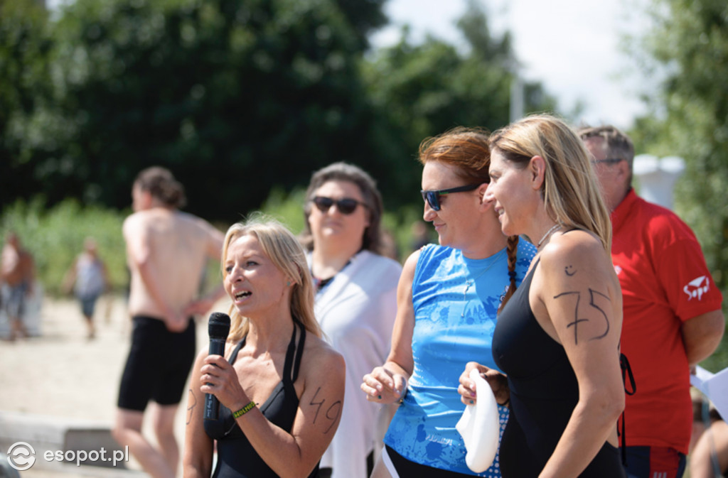 Sportowa sobota w Sopocie! Wyścig pływacki dookoła molo im. Jacka Starościaka [FOTO]