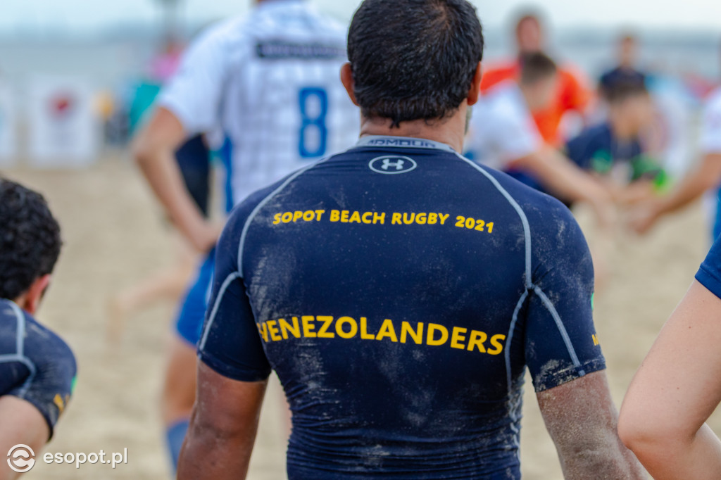 Sopot Beach Rugby 2021: na boisku samorządowcy i... żołnierze [FOTO]