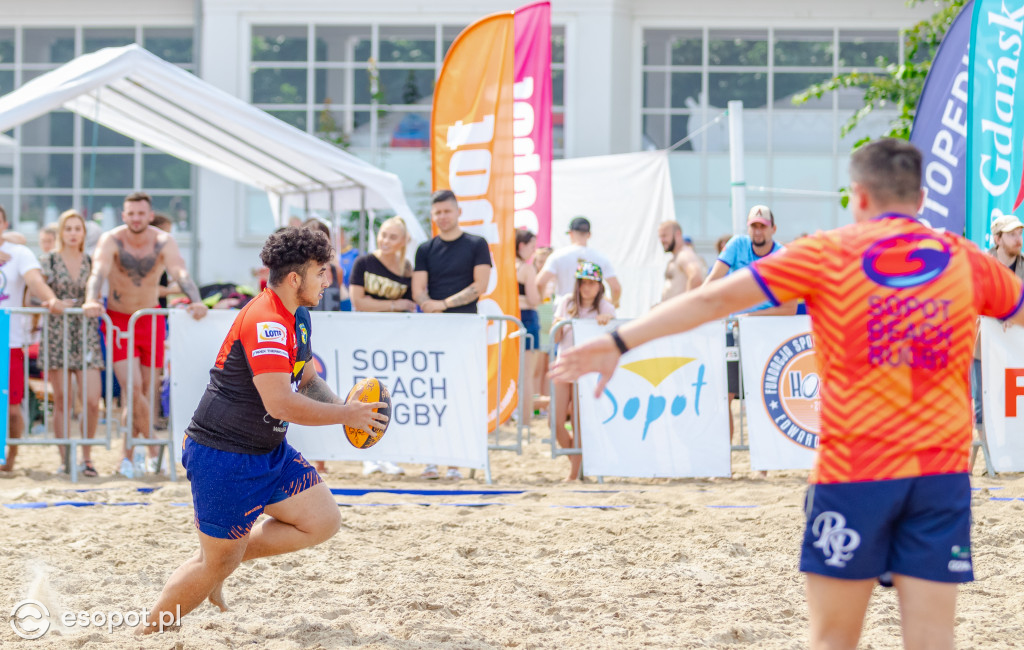 Sopot Beach Rugby 2021: na boisku samorządowcy i... żołnierze [FOTO]