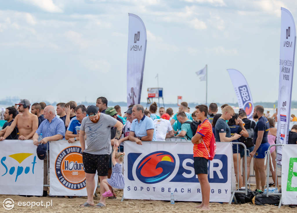 Sopot Beach Rugby 2021: na boisku samorządowcy i... żołnierze [FOTO]
