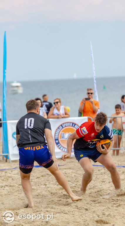 Sopot Beach Rugby 2021: na boisku samorządowcy i... żołnierze [FOTO]