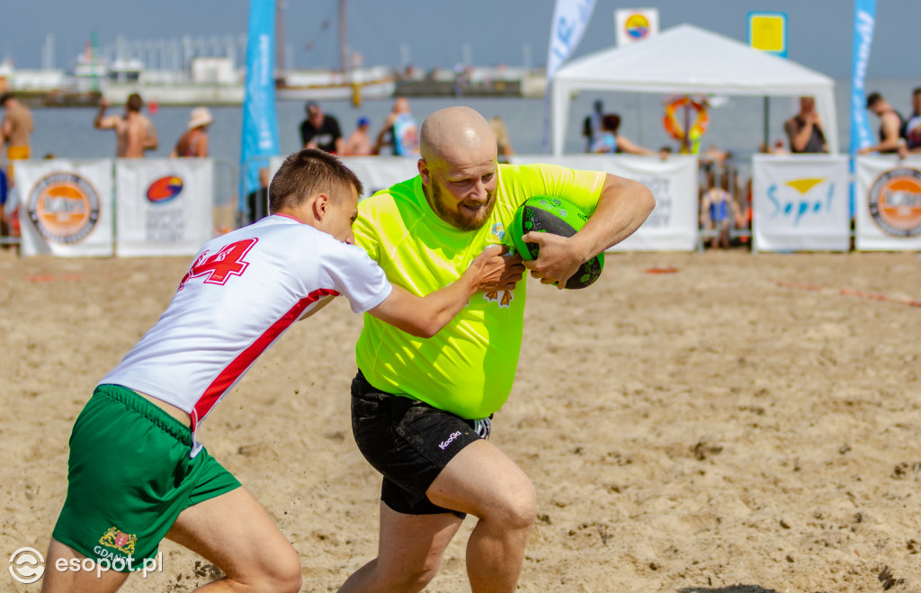 Sopot Beach Rugby 2021: na boisku samorządowcy i... żołnierze [FOTO]
