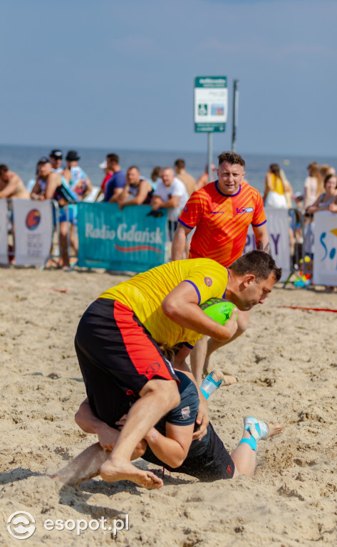 Sopot Beach Rugby 2021: na boisku samorządowcy i... żołnierze [FOTO]