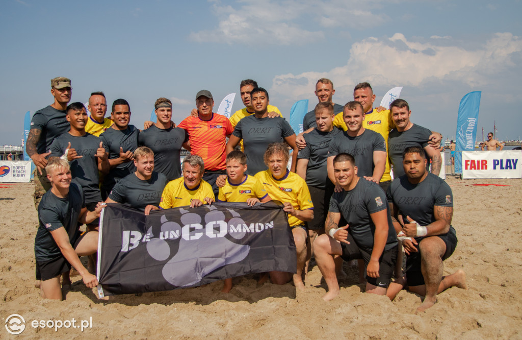 Sopot Beach Rugby 2021: na boisku samorządowcy i... żołnierze [FOTO]
