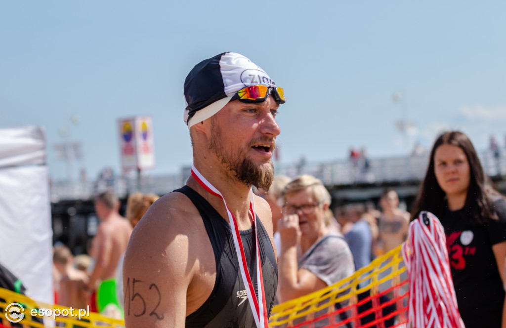 II Wyścig Pływacki Dookoła Molo im. Jacka Starościaka [FOTO]