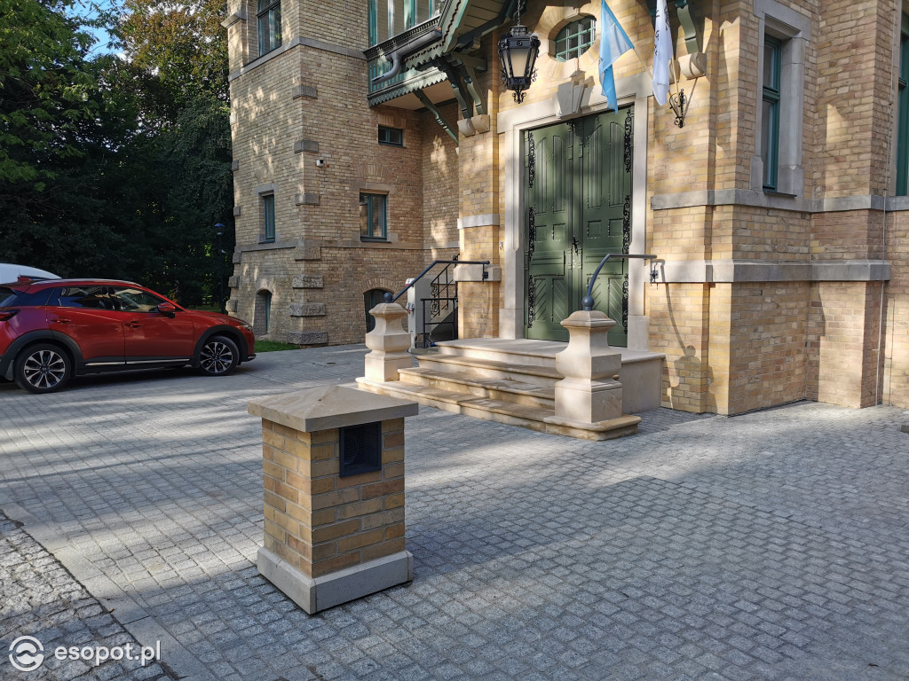 Zachwycający park i otoczenie odnowionej willi przy Goyki 3 [FOTO]