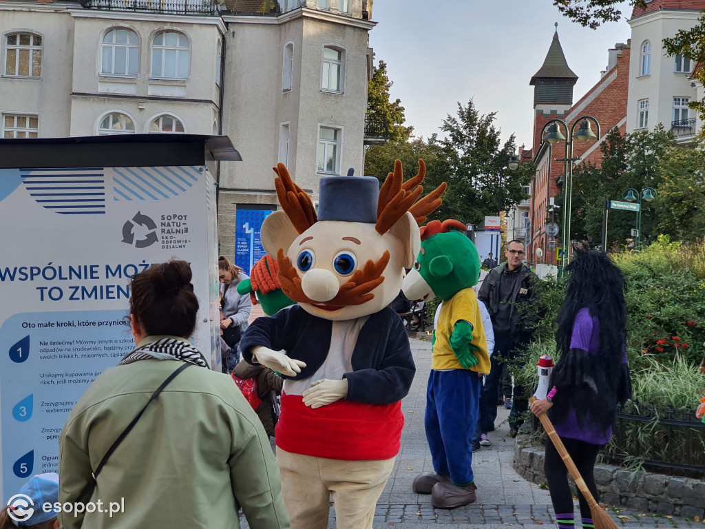 Sopot: Baśniowy korowód przeszedł Monciakiem! [FOTO]