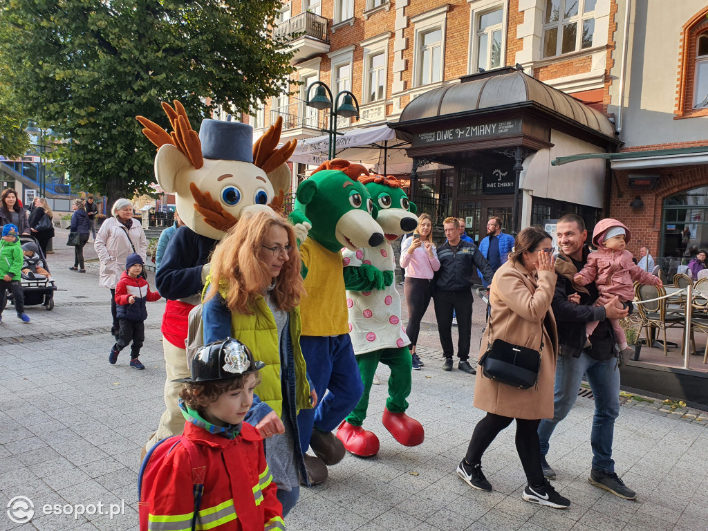 Sopot: Baśniowy korowód przeszedł Monciakiem! [FOTO]