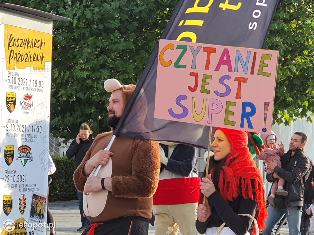 Sopot: Baśniowy korowód przeszedł Monciakiem! [FOTO]