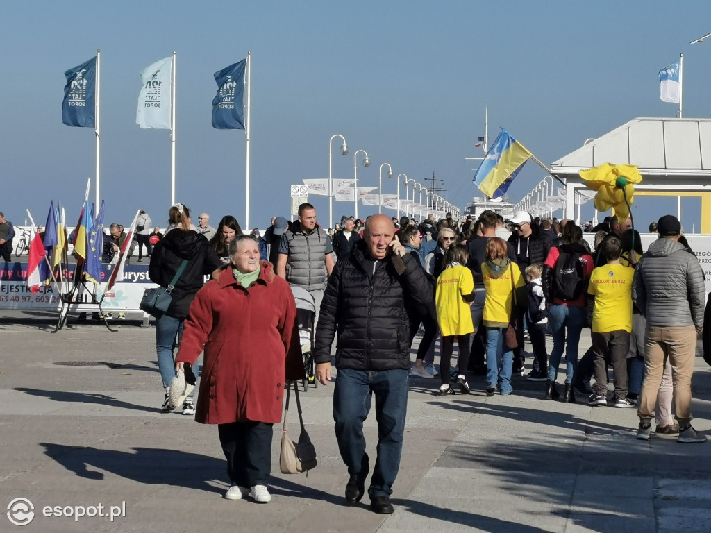 Oblężenie na sopockim molo w kolejny jesienny weekend [FOTO]