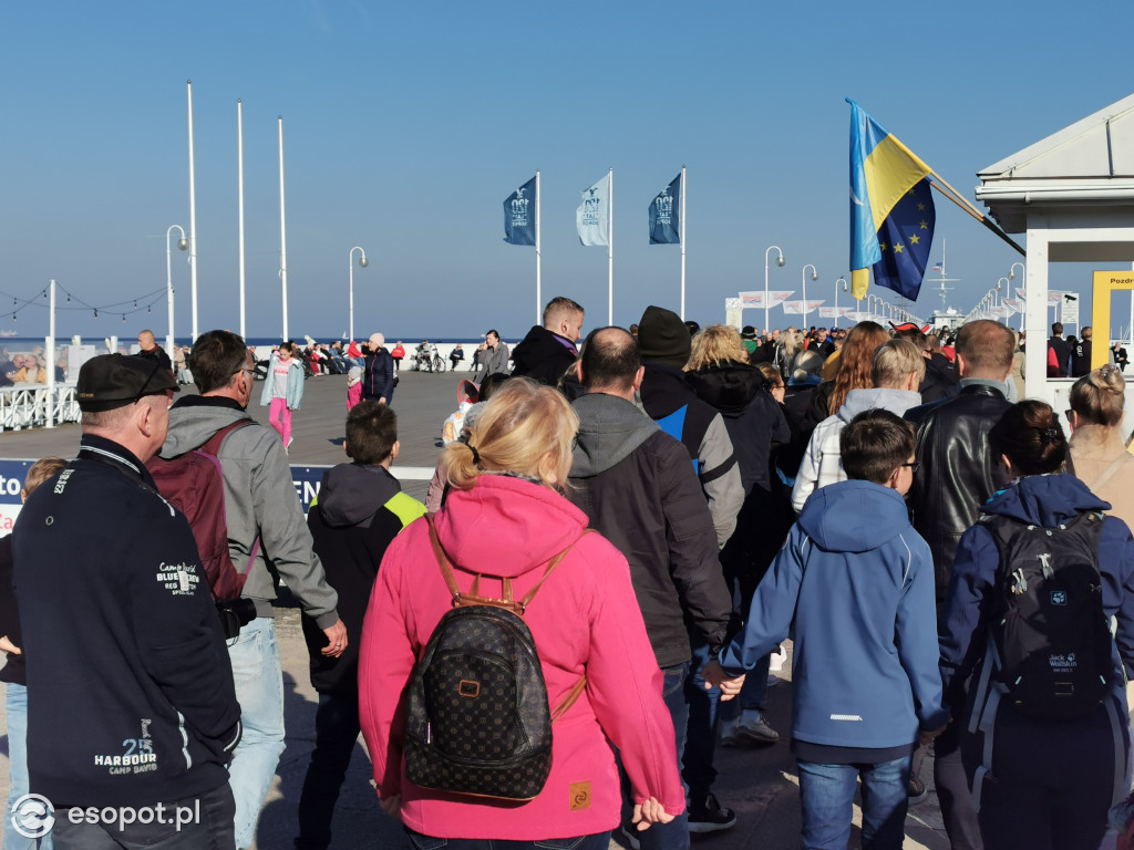 Oblężenie na sopockim molo w kolejny jesienny weekend [FOTO]