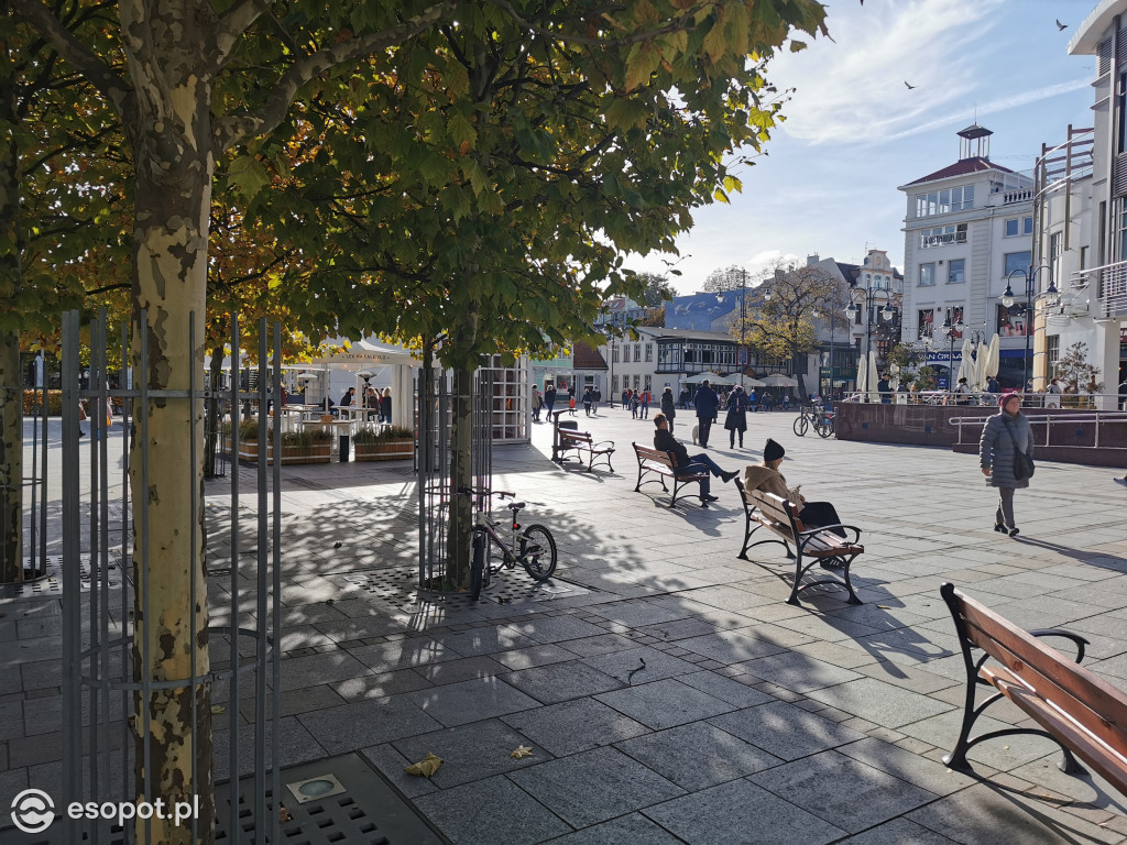 Sopot zalany słońcem! Tłumy spacerowiczów w kolejny październikowy weekend [FOTO]