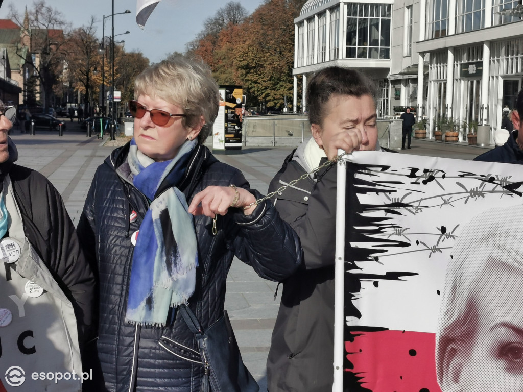 Sopot przeciwko przetrzymywaniu w więzieniu A. Borys i A. Poczobuta [FOTO]