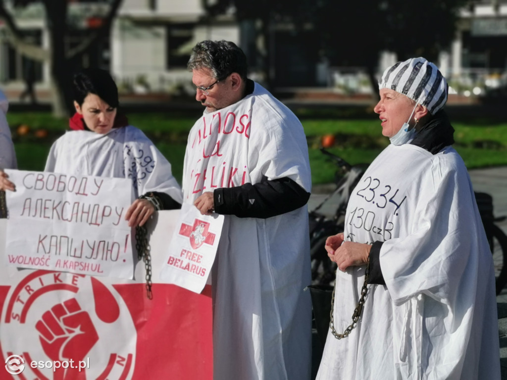 Sopot przeciwko przetrzymywaniu w więzieniu A. Borys i A. Poczobuta [FOTO]