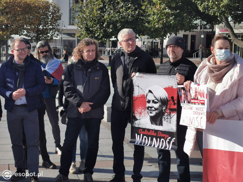 Sopot przeciwko przetrzymywaniu w więzieniu A. Borys i A. Poczobuta [FOTO]