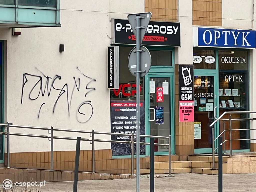 Graffiti na ulicach Sopotu! Problem bez rozwiązania? [FOTO]