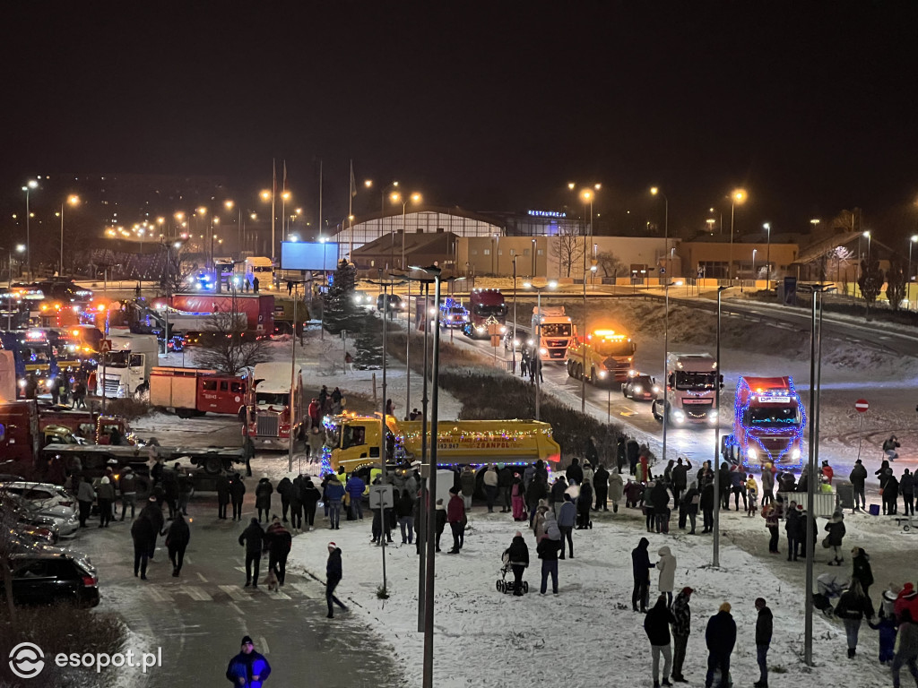 Sopot: Mikołaje w ciężarówkach pod Ergo Areną! Świąteczne szaleństwo kolorów i oktanów [FOTO]