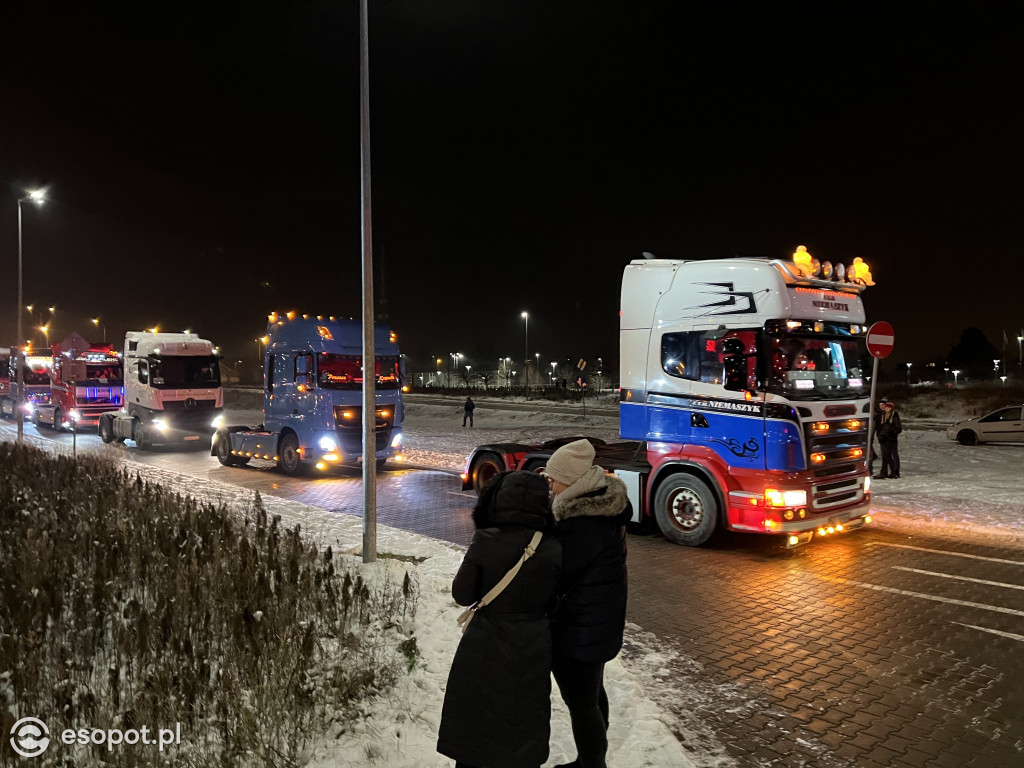 Sopot: Mikołaje w ciężarówkach pod Ergo Areną! Świąteczne szaleństwo kolorów i oktanów [FOTO]