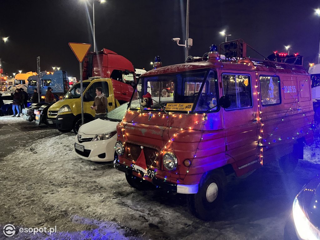 Sopot: Mikołaje w ciężarówkach pod Ergo Areną! Świąteczne szaleństwo kolorów i oktanów [FOTO]