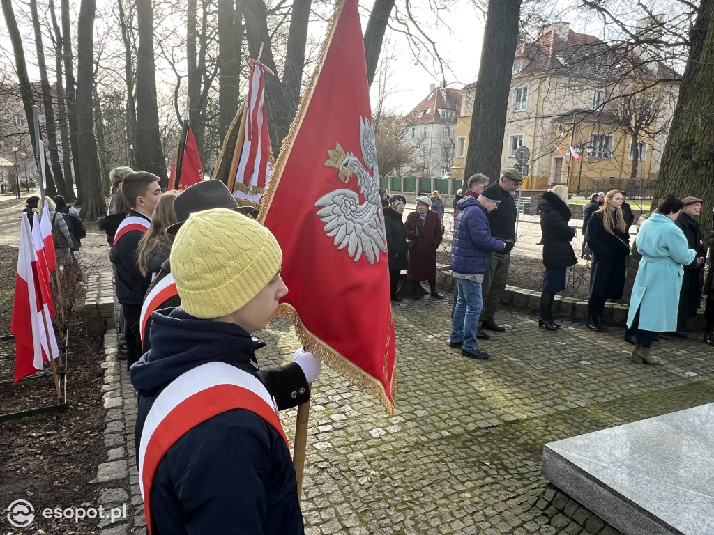 Sopot: Obchody 80. rocznicy  powstania Armii Krajowej [FOTO]