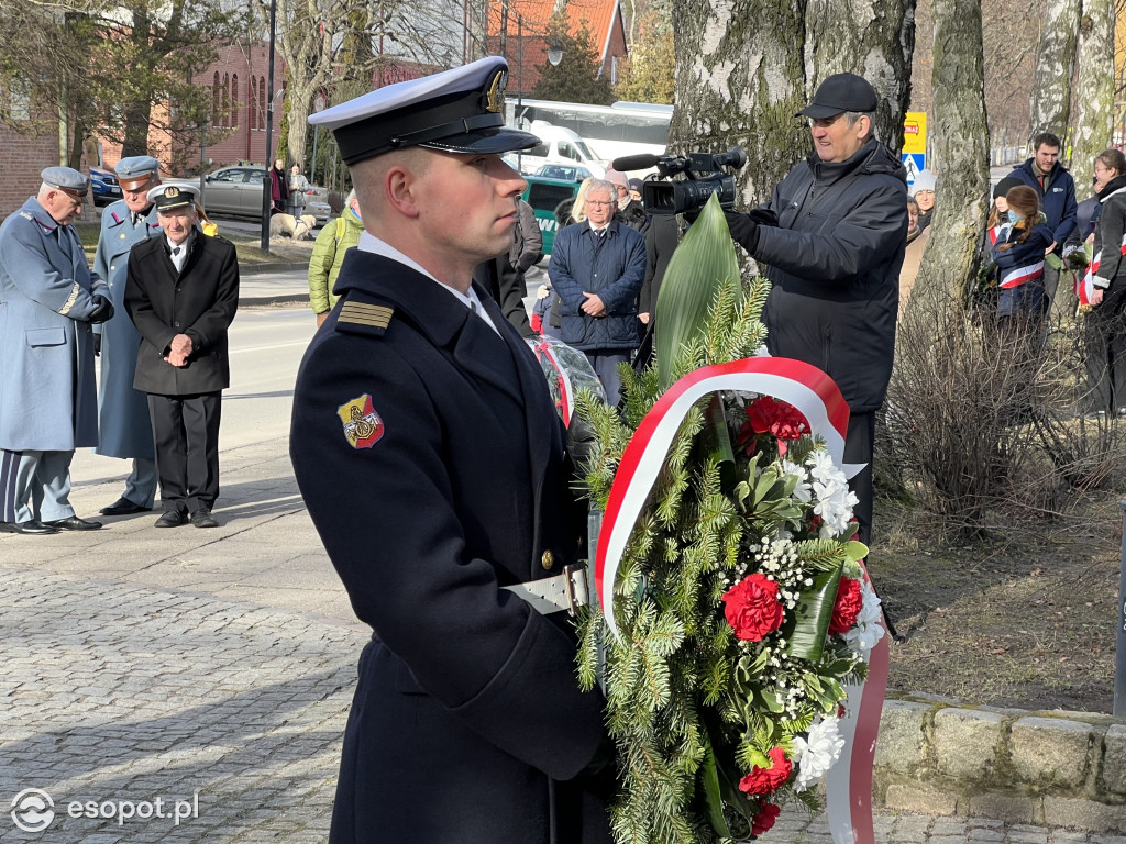 Sopot: Obchody 80. rocznicy  powstania Armii Krajowej [FOTO]