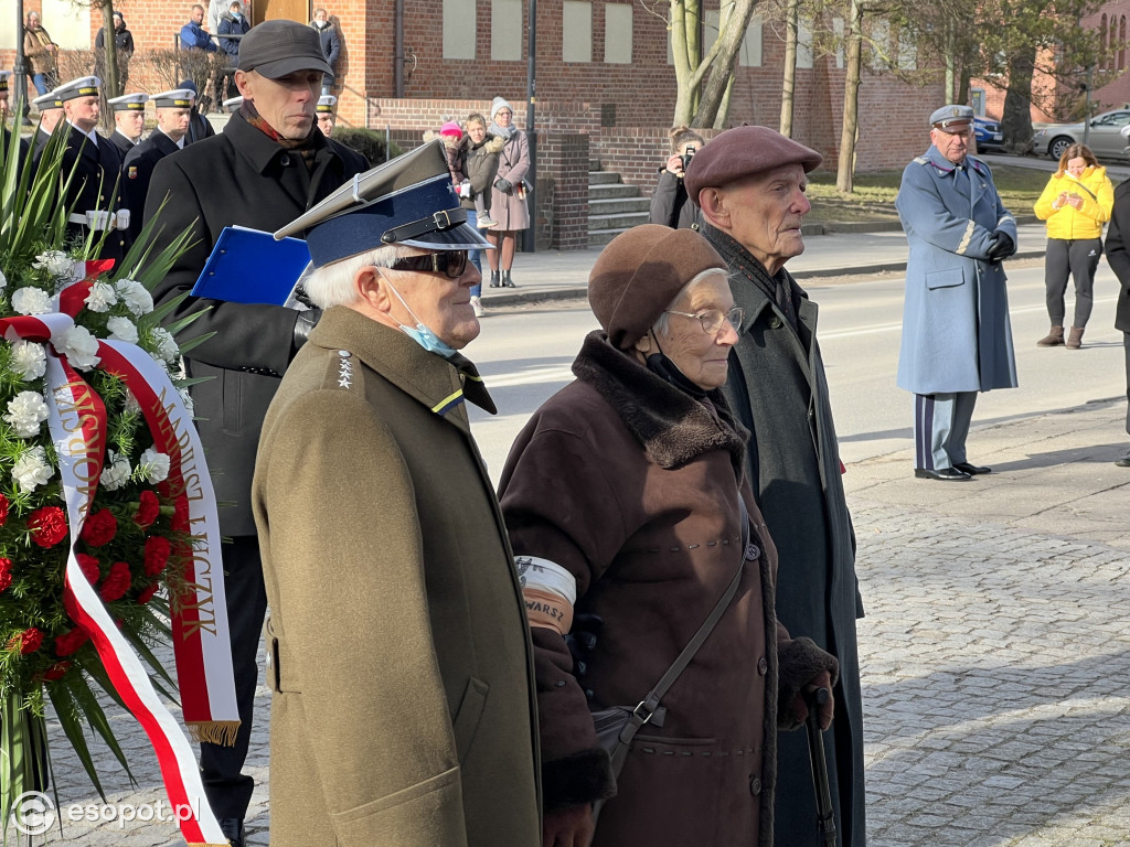 Sopot: Obchody 80. rocznicy  powstania Armii Krajowej [FOTO]
