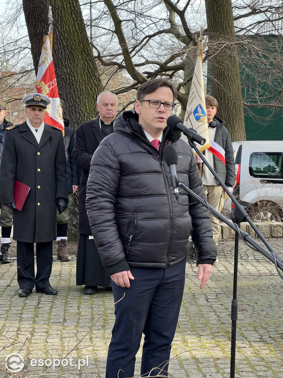 Sopot: Obchody 80. rocznicy  powstania Armii Krajowej [FOTO]