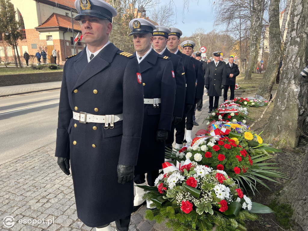 Sopot: Obchody 80. rocznicy  powstania Armii Krajowej [FOTO]