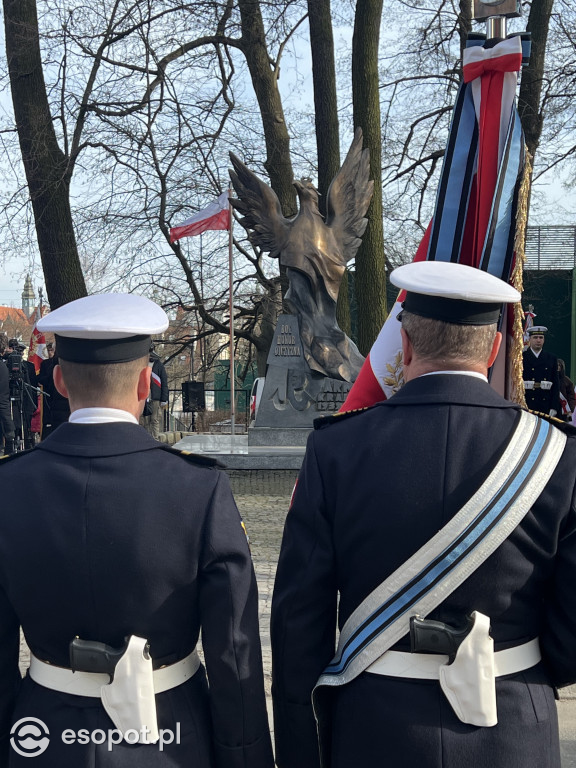 Sopot: Obchody 80. rocznicy  powstania Armii Krajowej [FOTO]