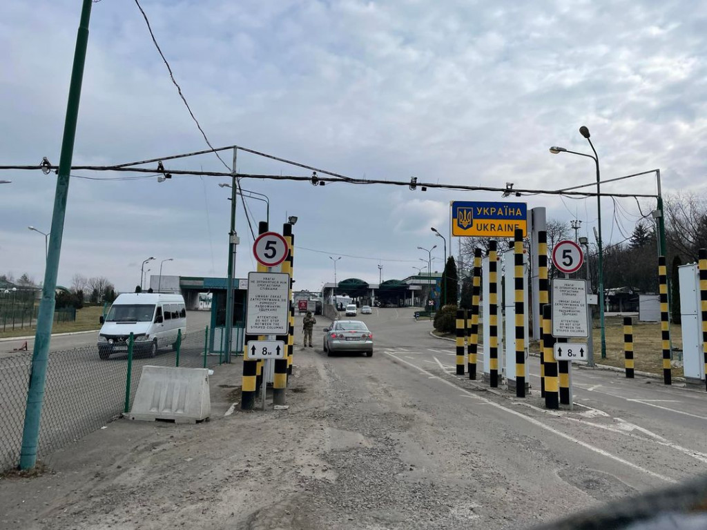 Sopot: zawiózł dary, z Ukrainy wraca z dziećmi