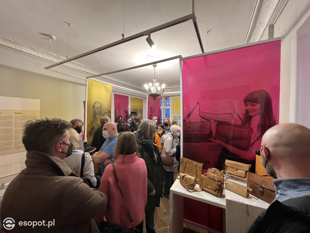 Sopotplast i modowe hity PRL-u! Zobacz wyjątkowe torby, walizki i akcesoria [FOTO]