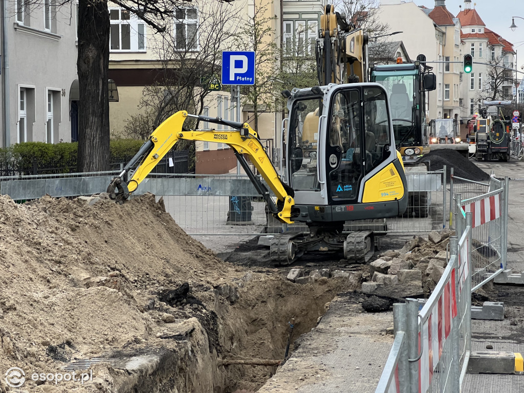 Przebudowa skrzyżowań na ul. Grunwaldzkiej! Zobacz, jak przebiegają prace [FOTO]