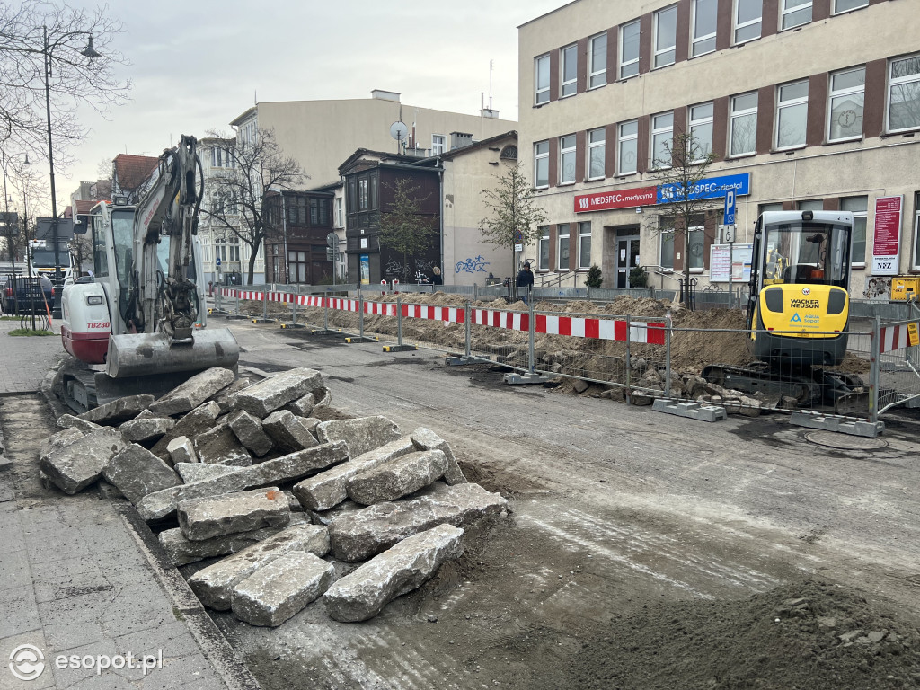 Przebudowa skrzyżowań na ul. Grunwaldzkiej! Zobacz, jak przebiegają prace [FOTO]