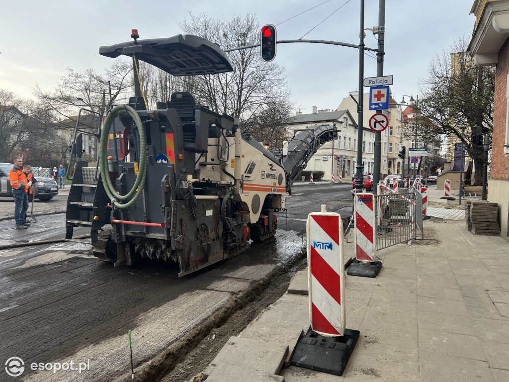 Przebudowa skrzyżowań na ul. Grunwaldzkiej! Zobacz, jak przebiegają prace [FOTO]