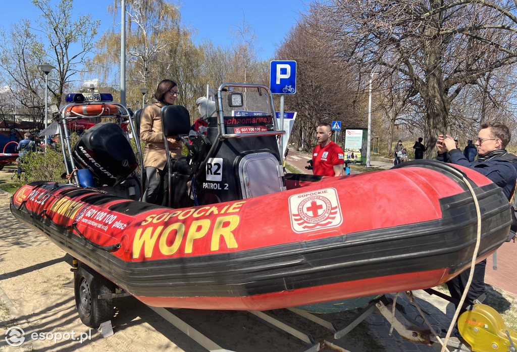 Wymiana dech zaparła dech! Ogórki z solanki i piknik WOPR w Sopocie