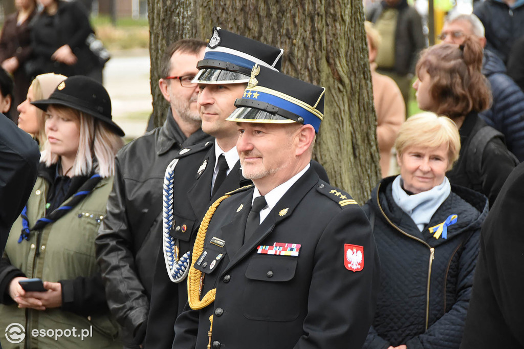 Obchody 3 Maja w Sopocie - msza, defilada, złożenie kwiatów i salwa honorowa