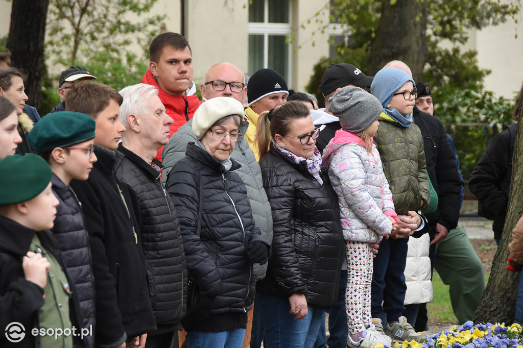 Obchody 3 Maja w Sopocie - msza, defilada, złożenie kwiatów i salwa honorowa